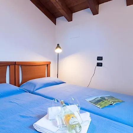 3-bedroom Lake View Casa Della Famiglia * Acquaseria