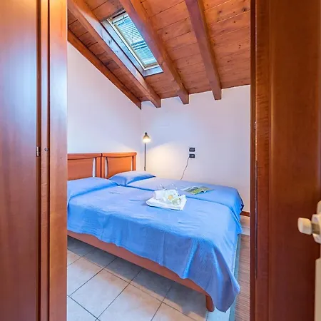 3-bedroom Lake View Casa Della Famiglia