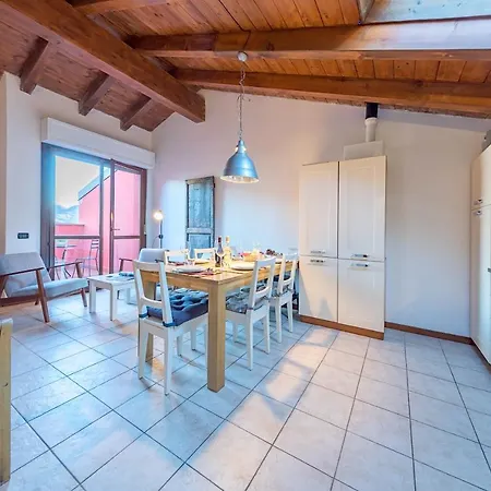 3-bedroom Lake View Casa Della Famiglia Lejlighed *